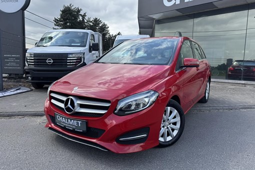 Mercedes-Benz B 180
