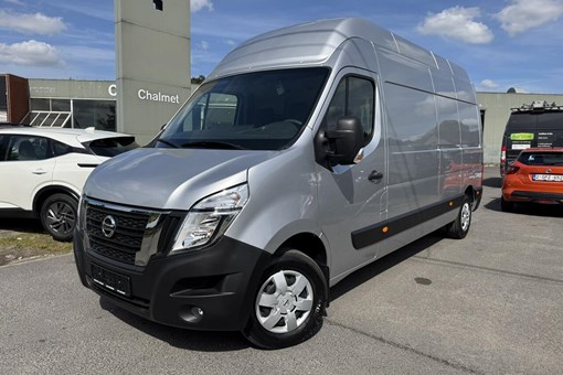 Nissan Interstar